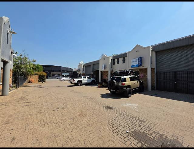 151M² MINI FACTORY FOR SALE IN KYA SANDS
